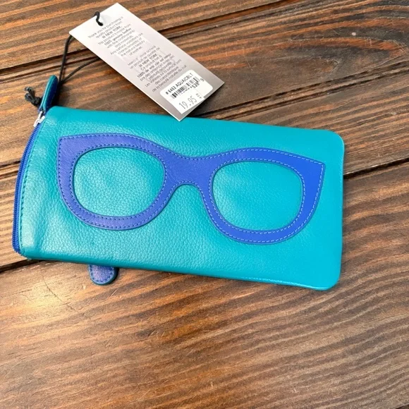 ILI New York Smooth Leather Soft Eyeglass Case Zip Glasses Wallet RFID NWT - Picture 2 of 5